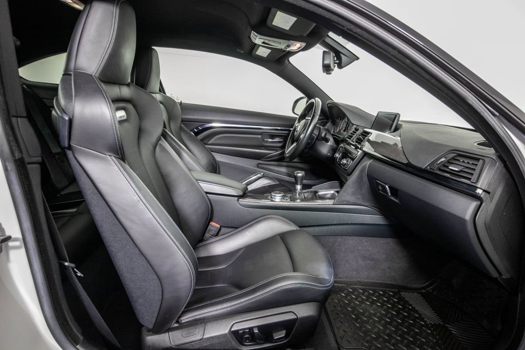 Used 2015 BMW M4 Coupe RWD image 11