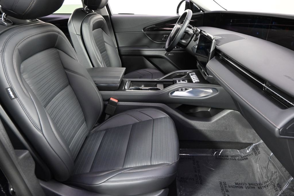 New 2026 Lincoln Nautilus Reserve AWD/4WD image 16