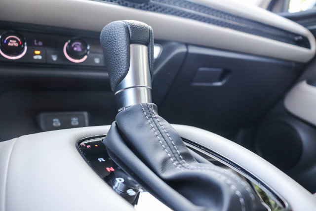 Used 2027 Honda HR-V LX image 23