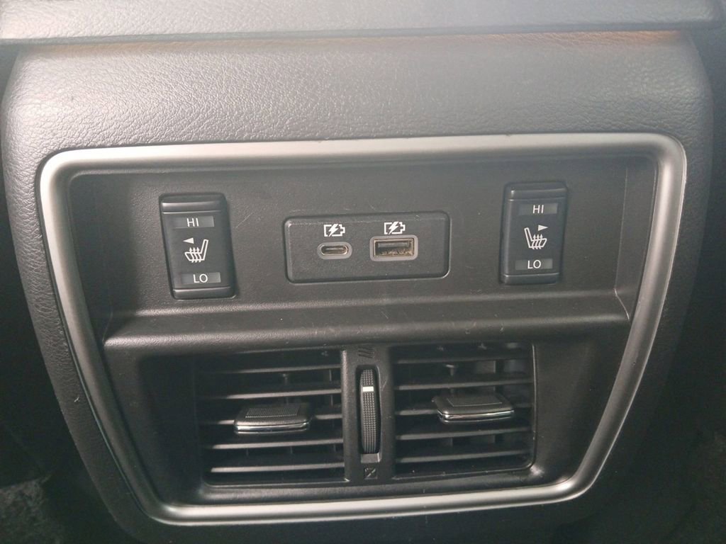 Used 2022 Nissan Murano Platinum w/ Cargo Package AWD/4WD image 11