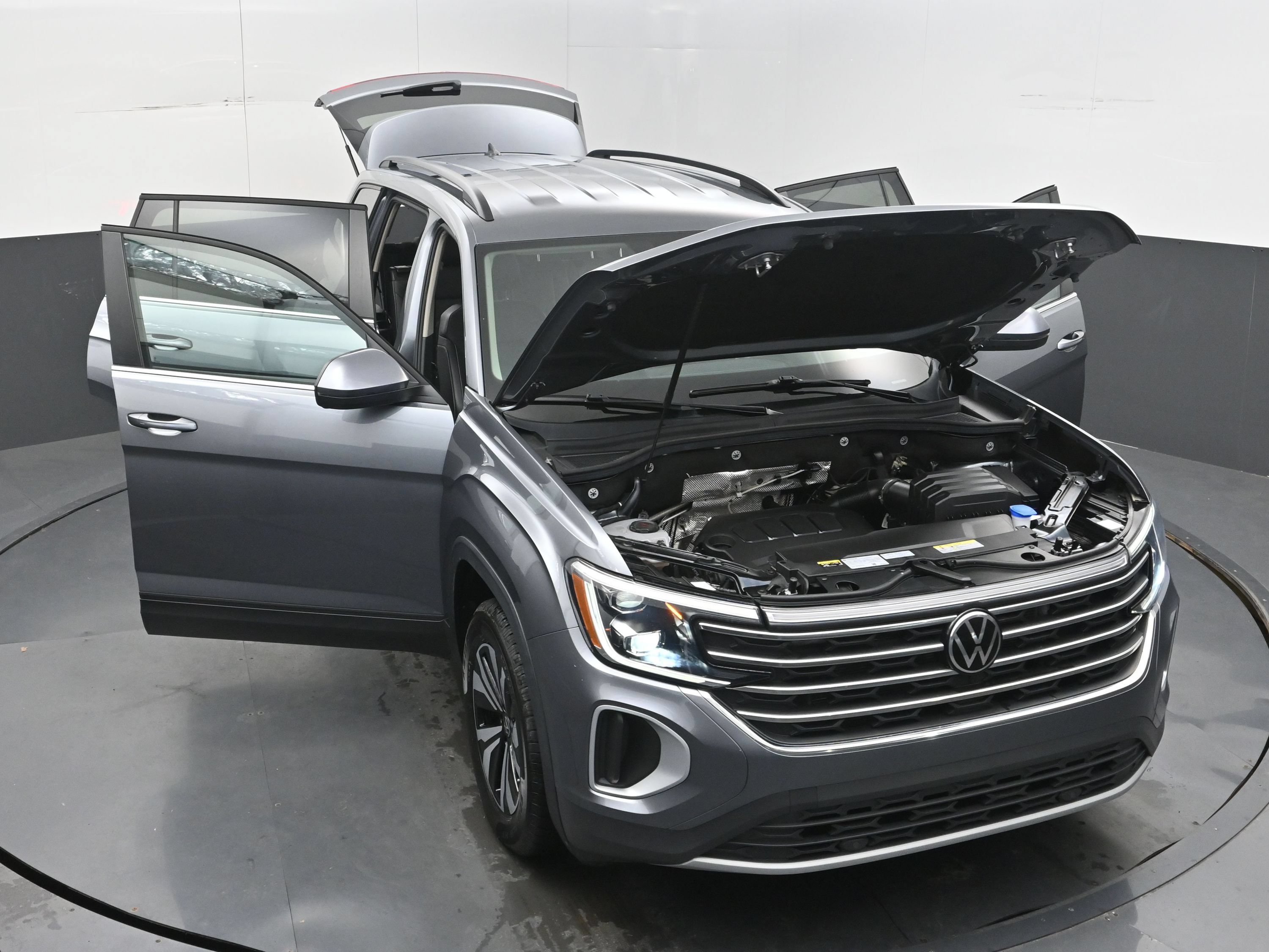 Used 2024 Volkswagen Atlas SE FWD image 55