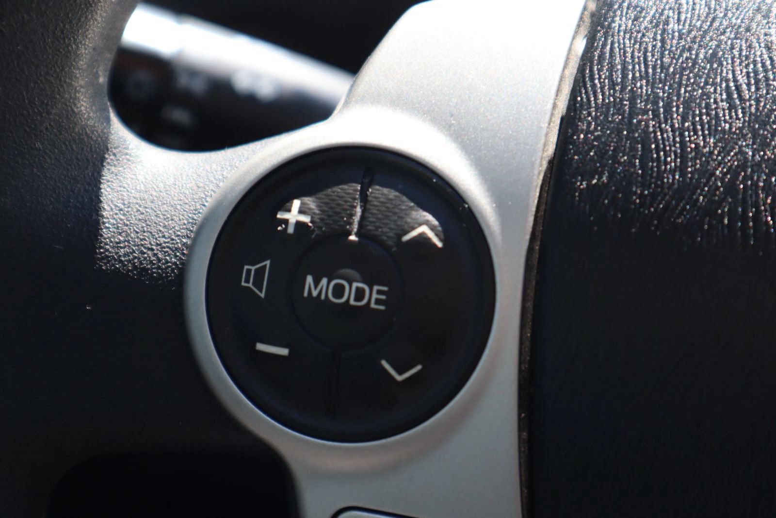 Used 2014 Toyota Prius Three FWD image 25