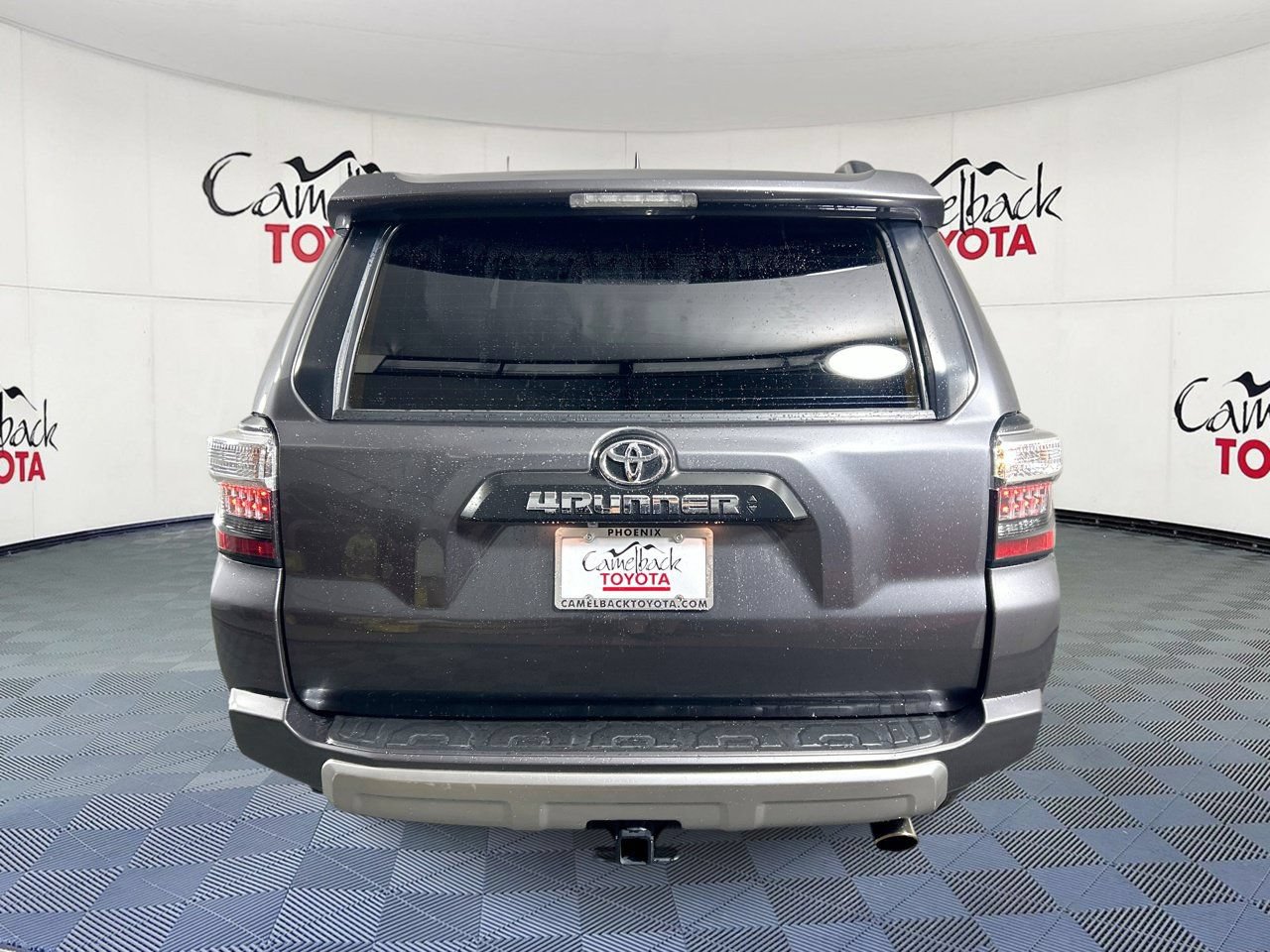 Used 2021 Toyota 4Runner TRD Off-Road Premium w/ Moonroof Package AWD/4WD image 7