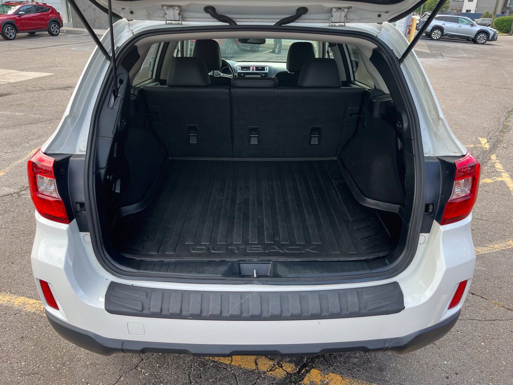 Used 2015 Subaru Outback 2.5i Limited AWD/4WD image 29