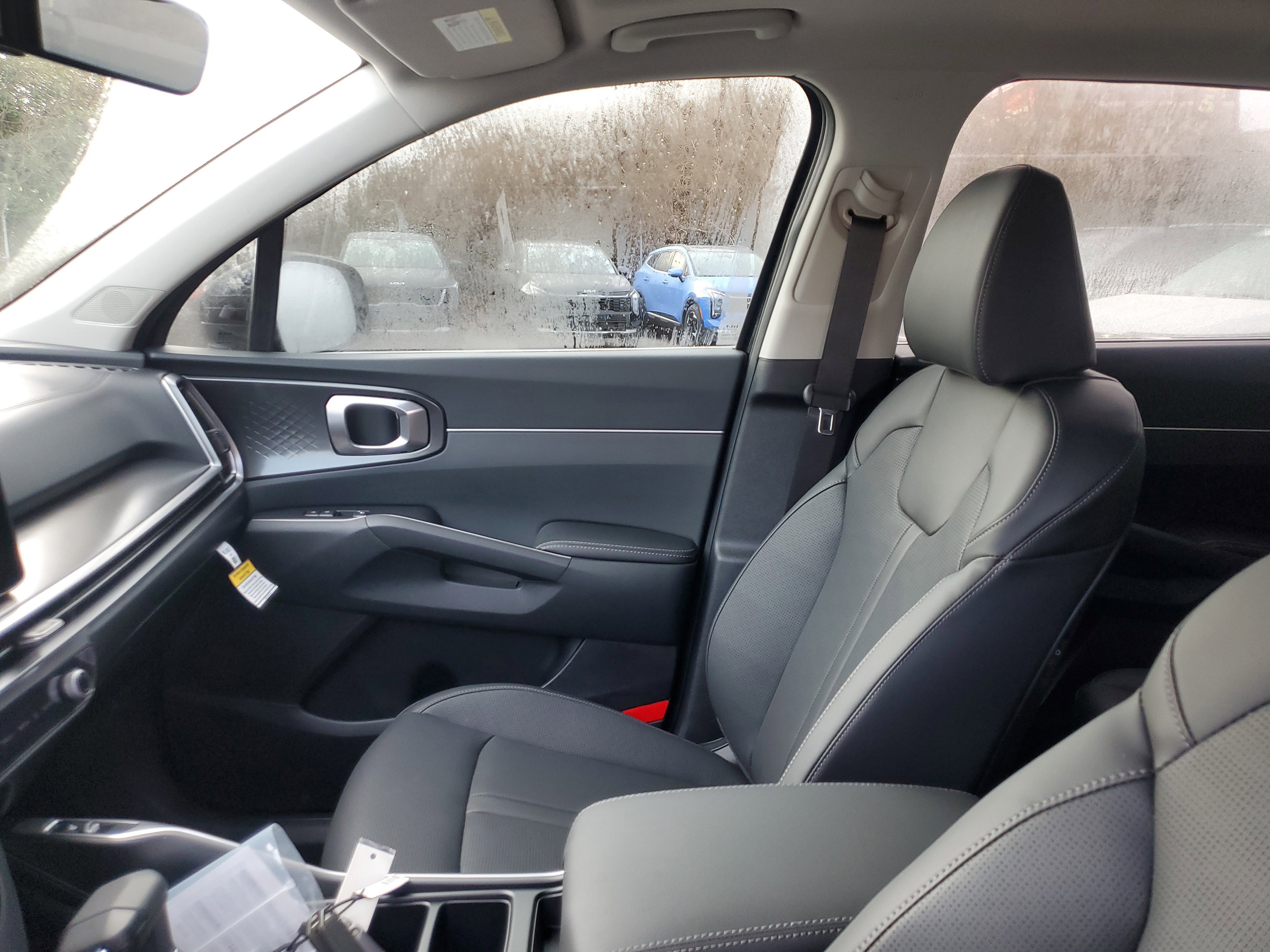 New 2026 Kia Sorento S w/ S Panoramic Sunroof Package FWD image 17