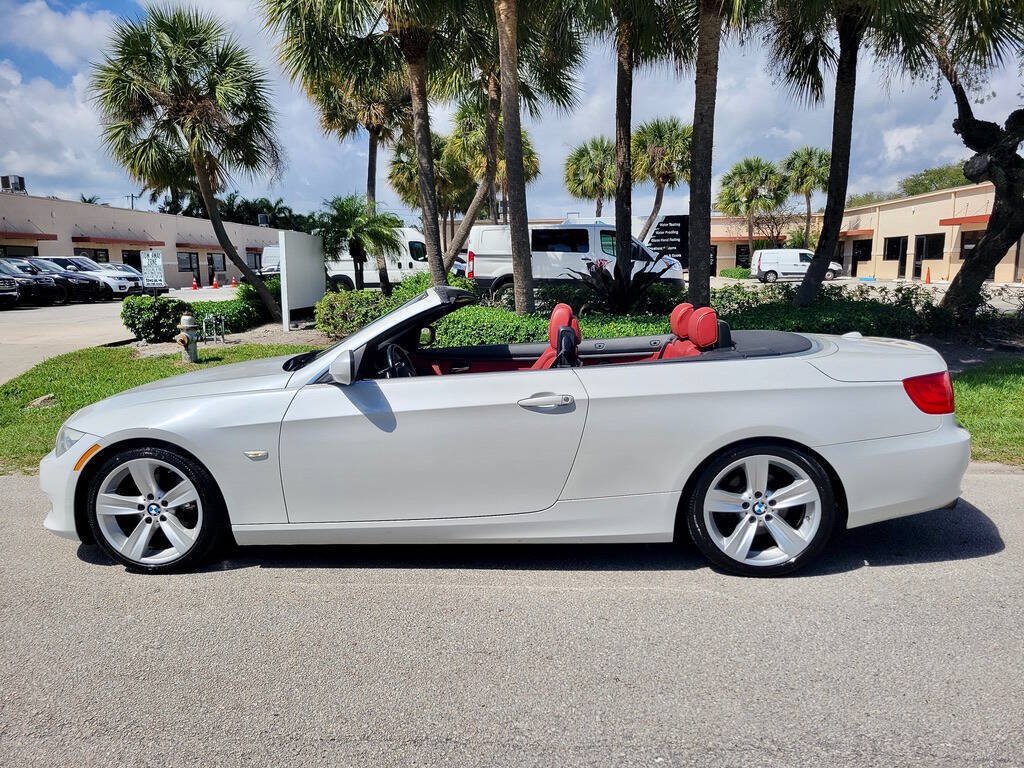 Used 2011 BMW 328i Convertible w/ Premium Pkg RWD image 3