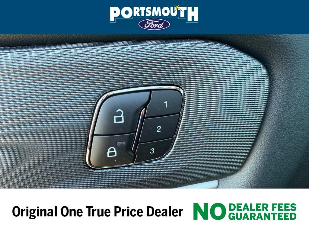 New 2026 Ford Explorer ST image 26