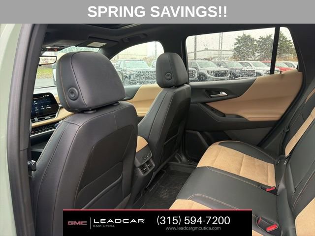 Used 2025 Chevrolet Equinox ACTIV w/ Safety and Technology Package image 17