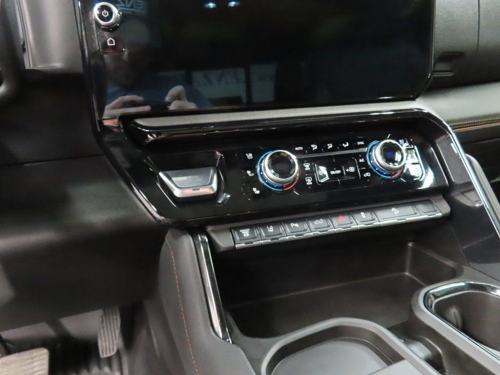 Used 2025 GMC Sierra 2500 AT4 w/ AT4 Premium Plus Package image 68