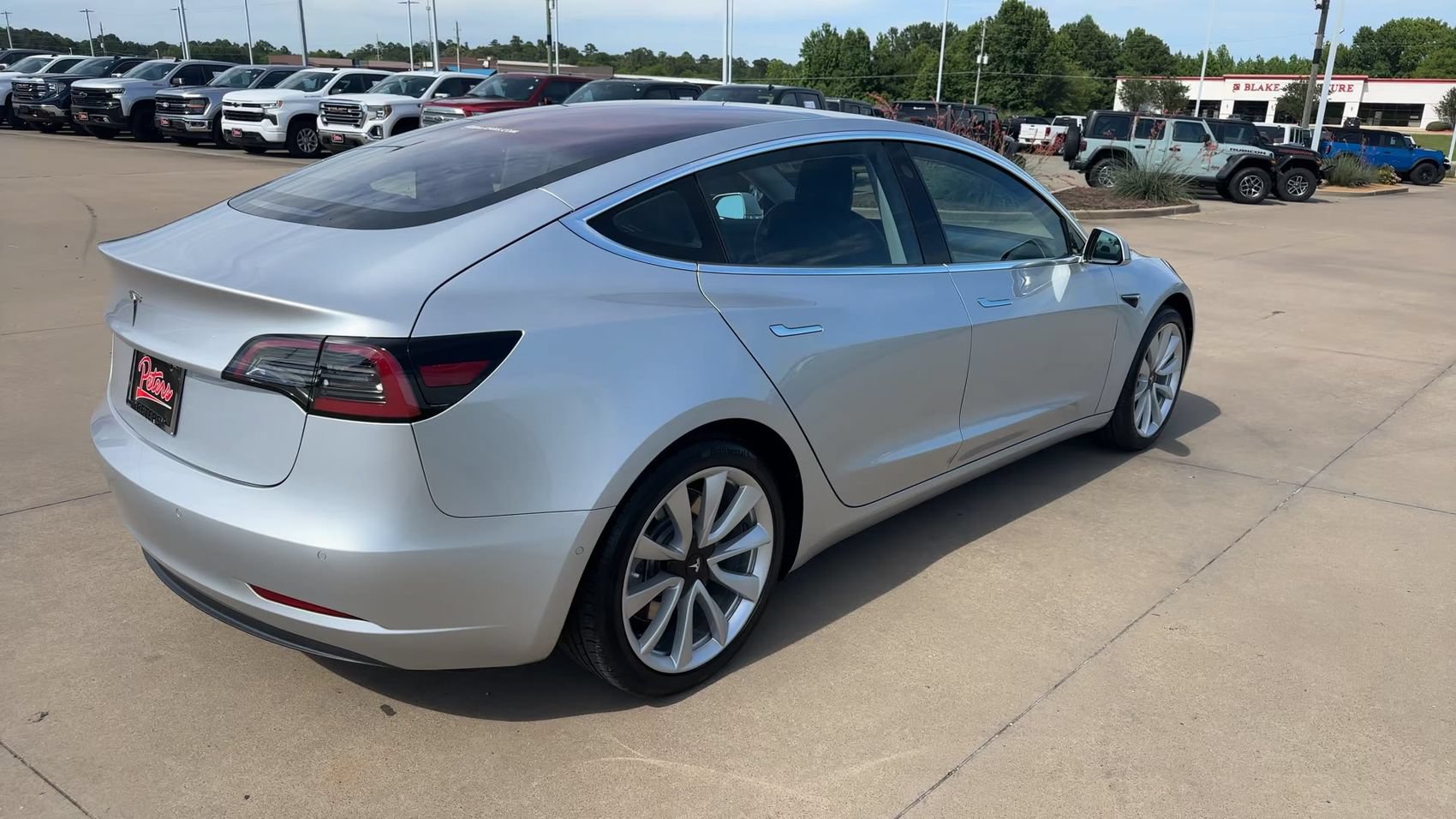 Used 2018 Tesla Model 3 Long Range RWD image 9