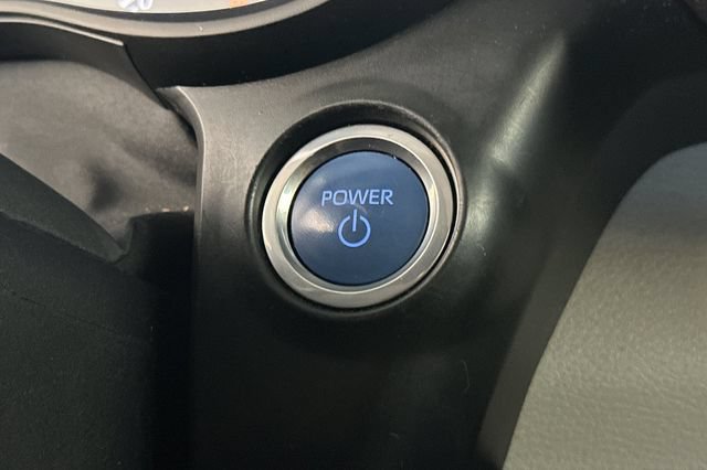 Used 2023 Toyota Sienna LE FWD image 28