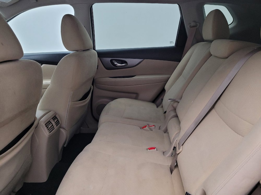 Used 2016 Nissan Rogue SV AWD/4WD image 18
