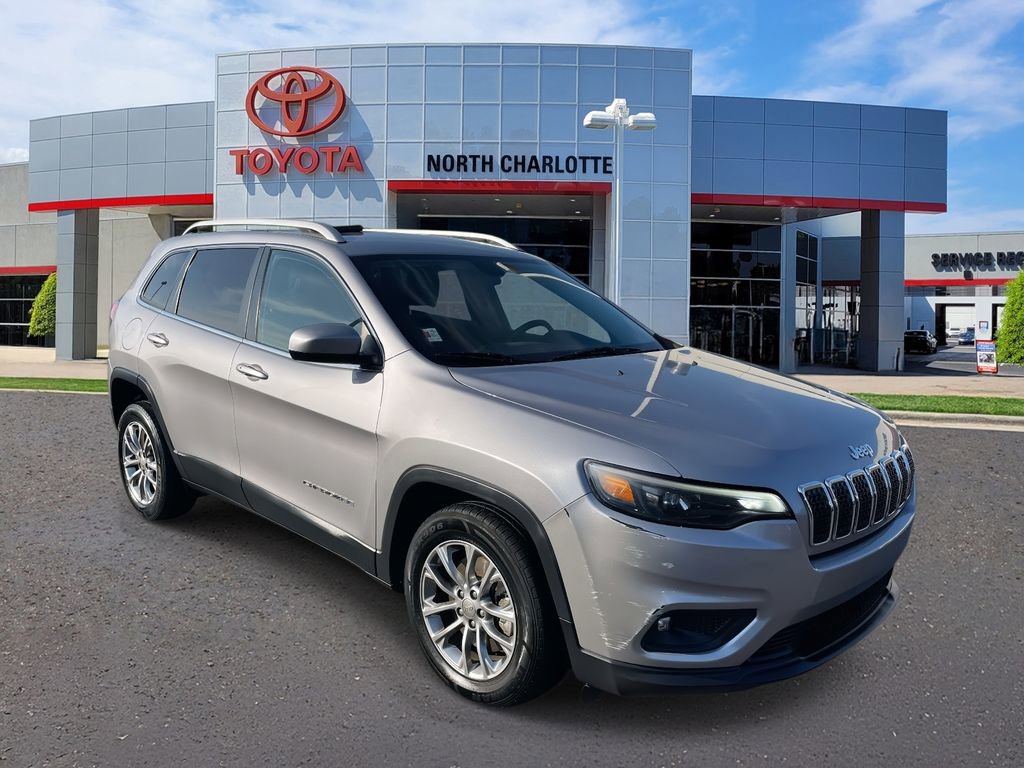Used 2019 Jeep Cherokee Latitude Plus video 2