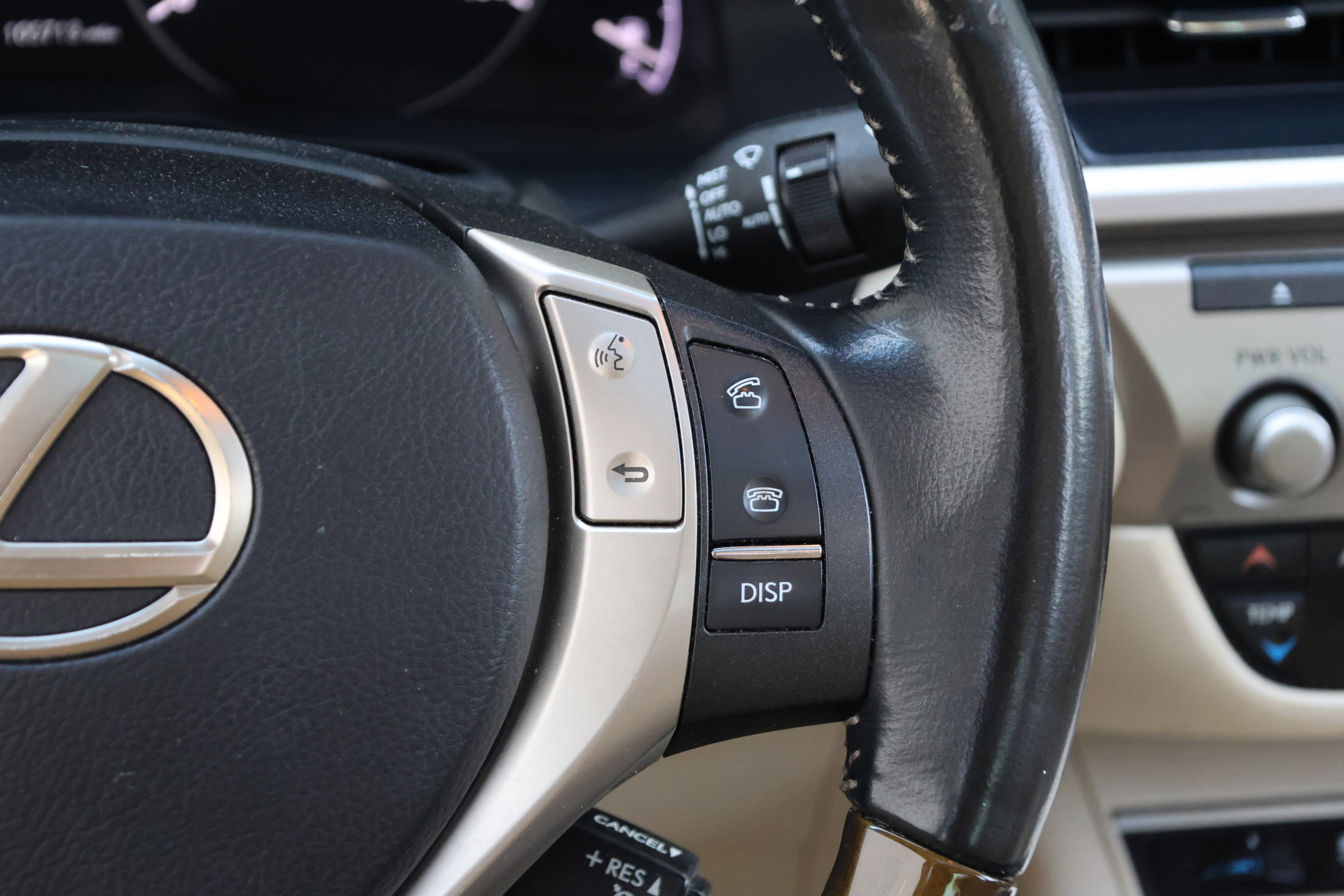 Used 2015 Lexus ES 350 w/ Premium Package FWD image 22