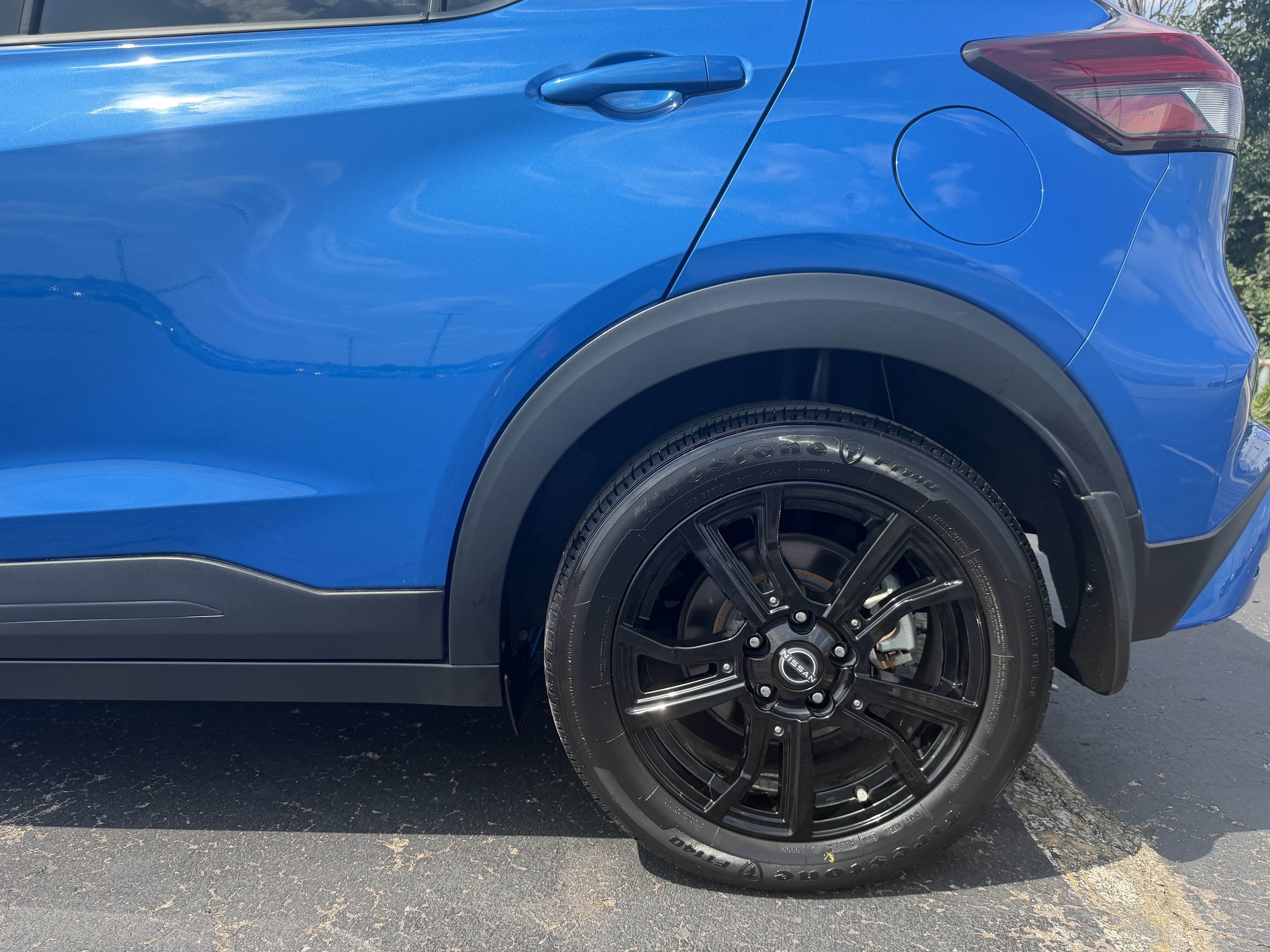Used 2023 Nissan Kicks SV FWD image 30