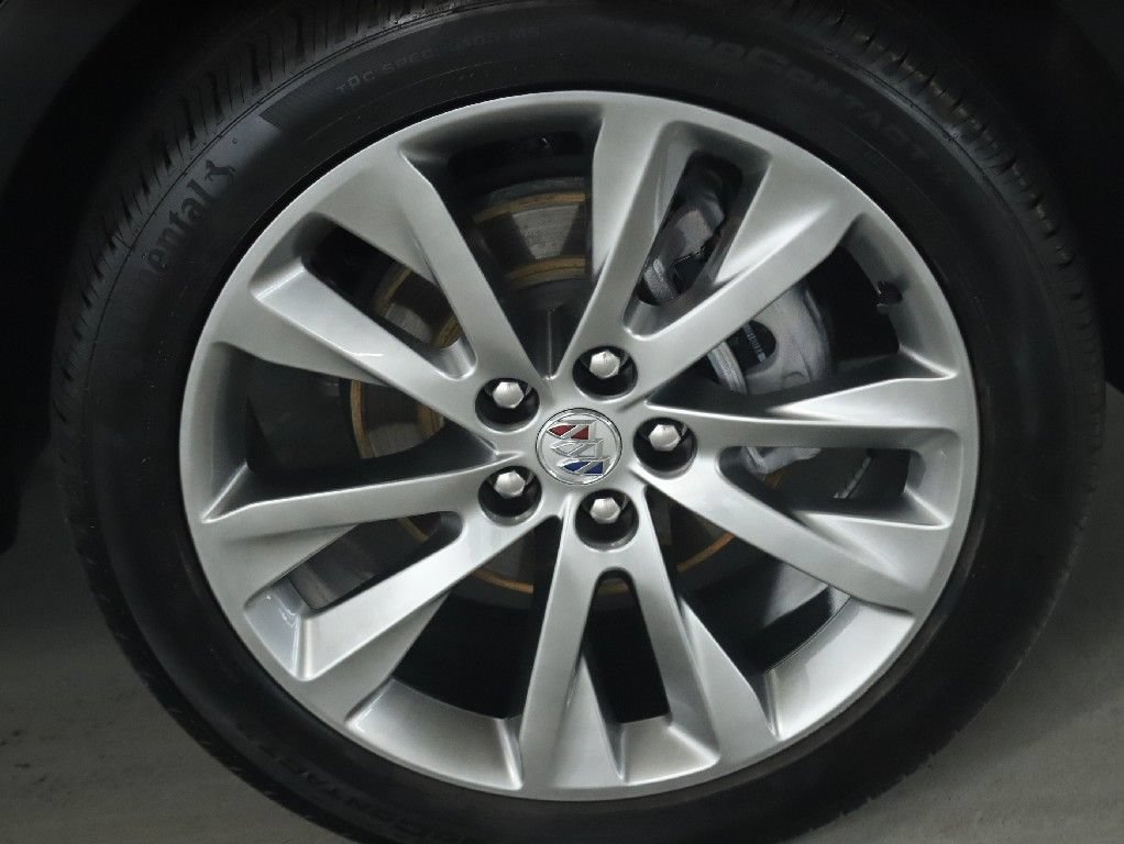 Used 2023 Buick Envision Avenir AWD/4WD image 10