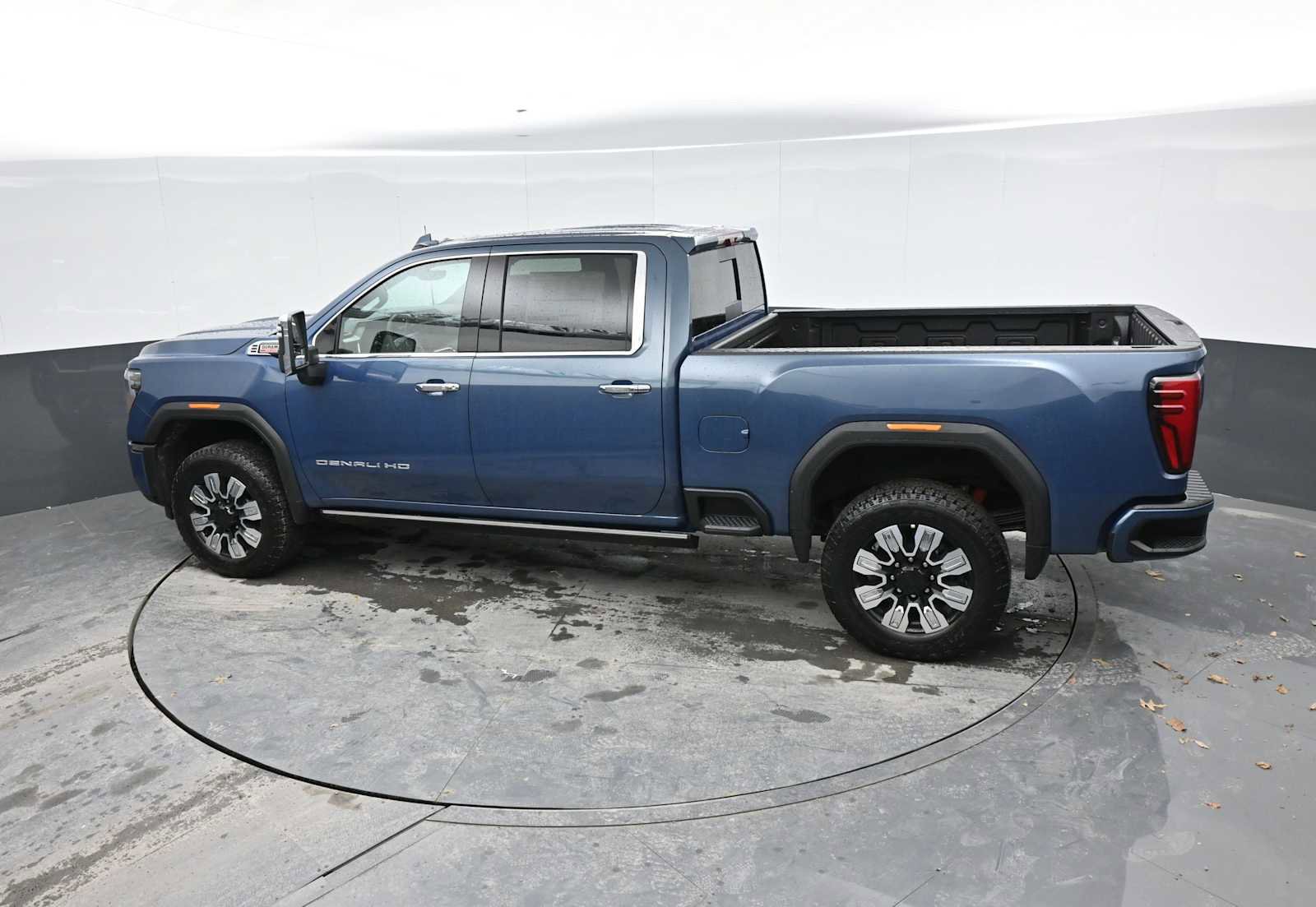 New 2026 GMC Sierra 2500 Denali w/ Denali Reserve Package image 27