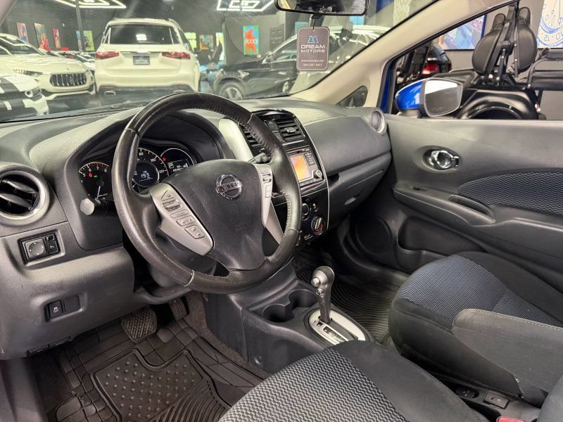 Used 2016 Nissan Versa Note SV FWD image 9