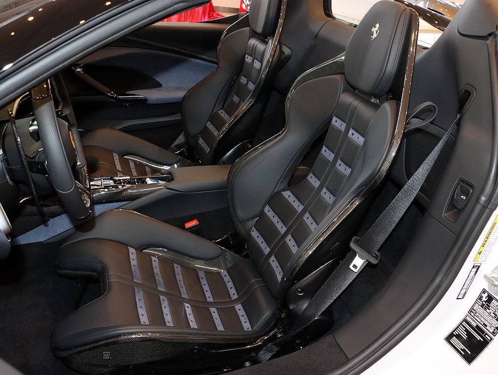 Certified 2025 Ferrari 296 GTS image 5