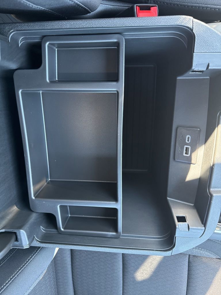 New 2026 Chevrolet Suburban LS image 27