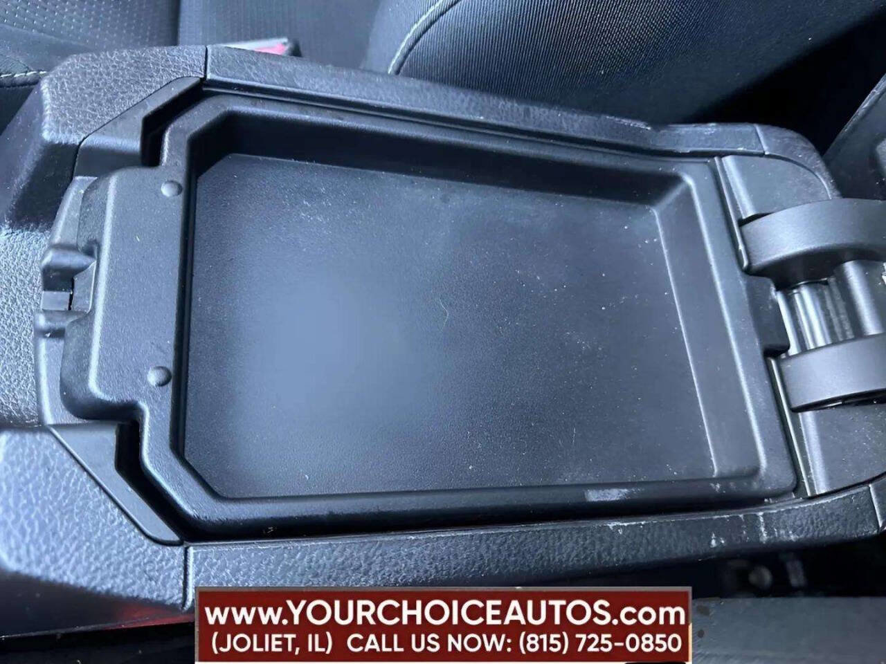 Used 2016 Toyota RAV4 XLE image 47