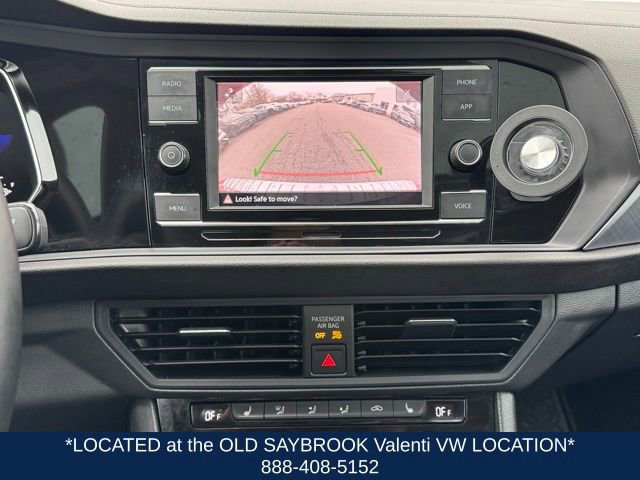 Certified 2023 Volkswagen Jetta SE w/ Panoramic Sunroof Package FWD image 36