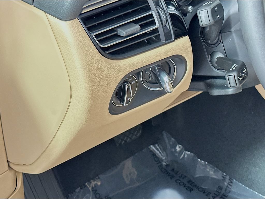 New 2026 Porsche Macan AWD/4WD image 11