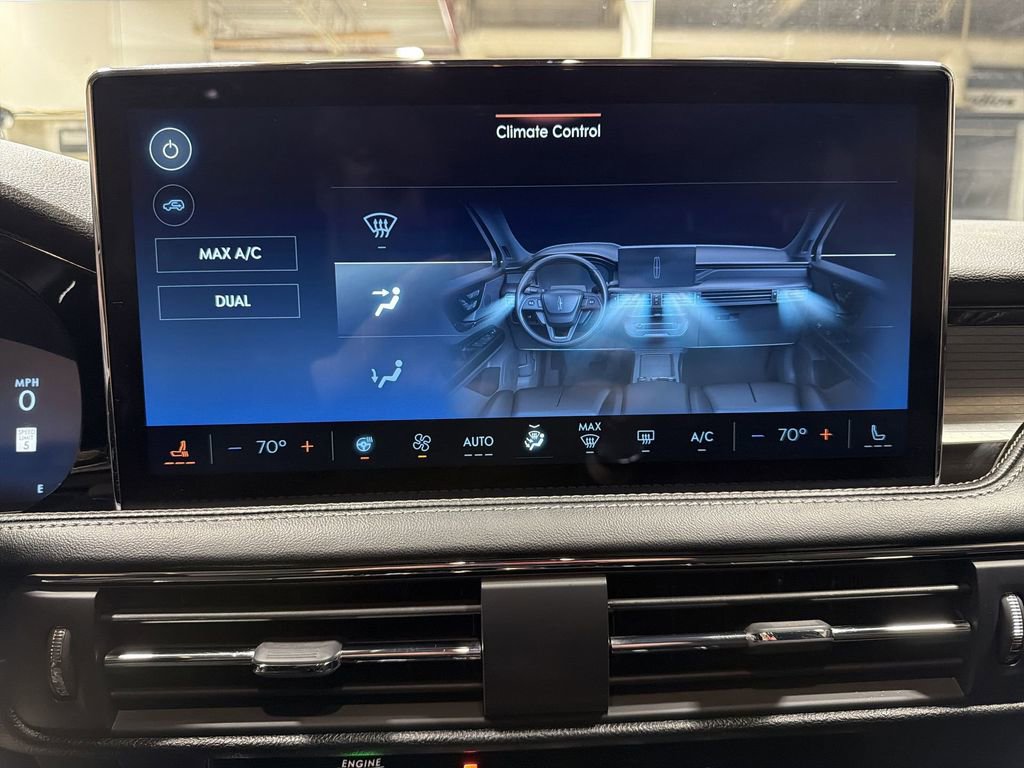 Used 2025 Lincoln Corsair FWD w/ Equipment Group 101A image 17