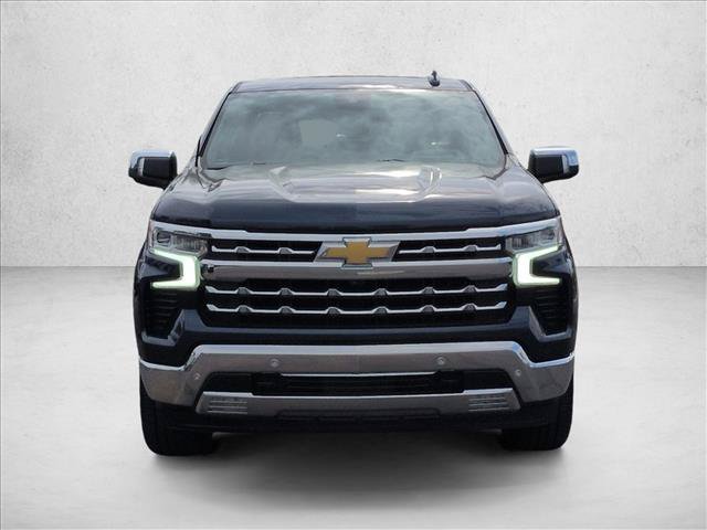 Used 2022 Chevrolet Silverado 1500 LTZ w/ LTZ Premium Package AWD/4WD image 3