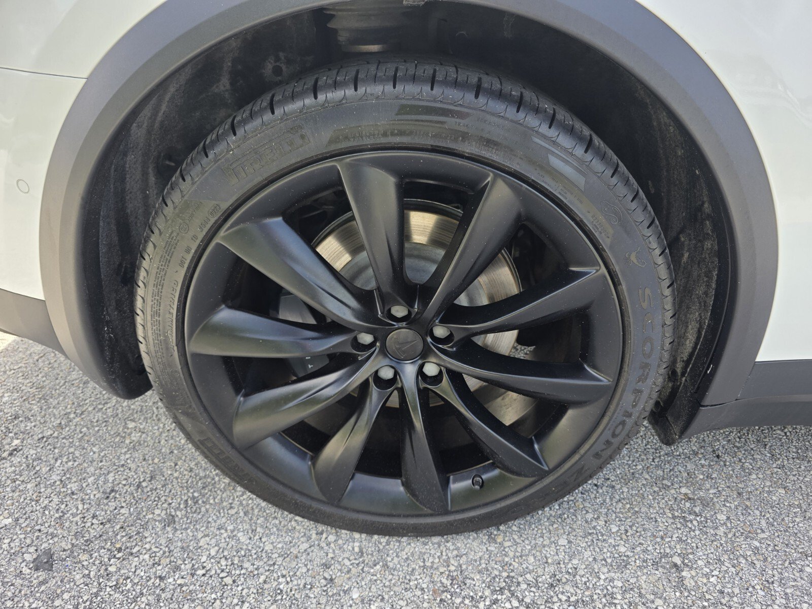 Used 2020 Tesla Model X Long Range AWD/4WD image 9