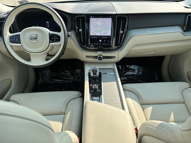 Certified 2025 Volvo XC60 B5 Ultra w/ Protection Package Premier AWD/4WD image 16