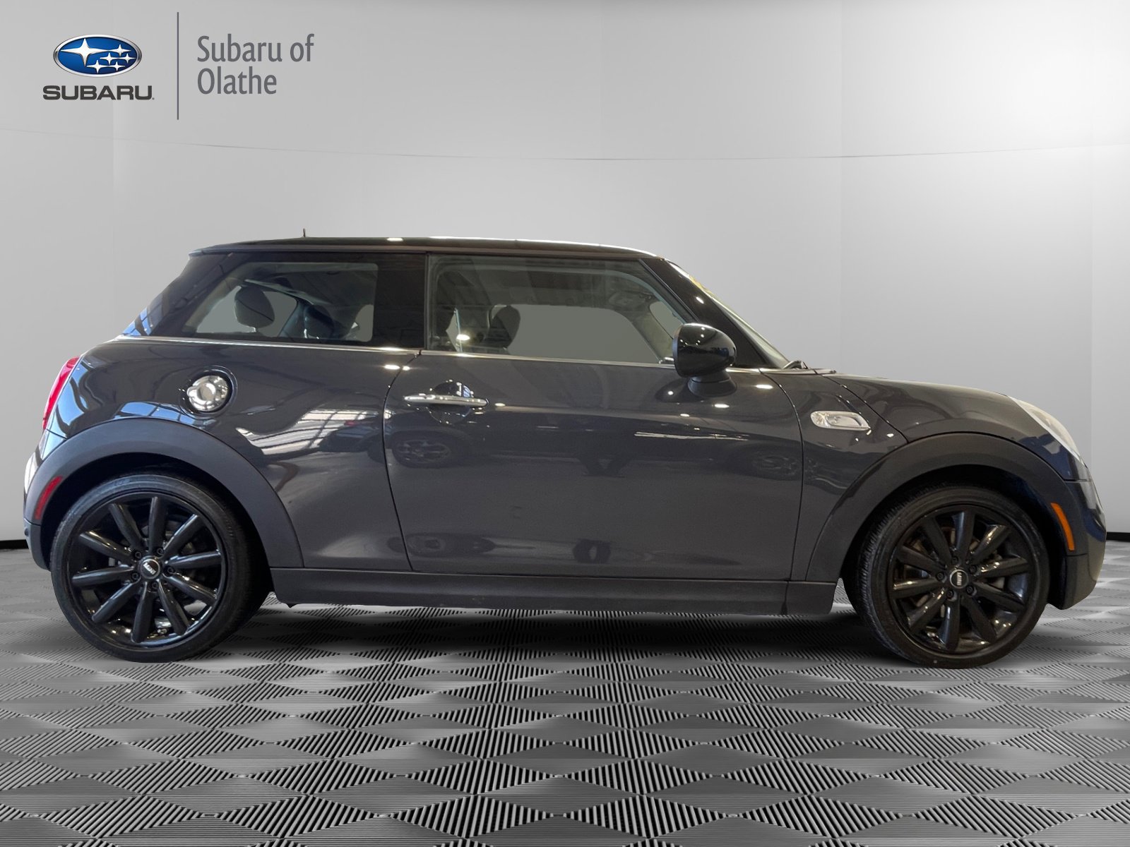 Used 2015 MINI Cooper S image 12