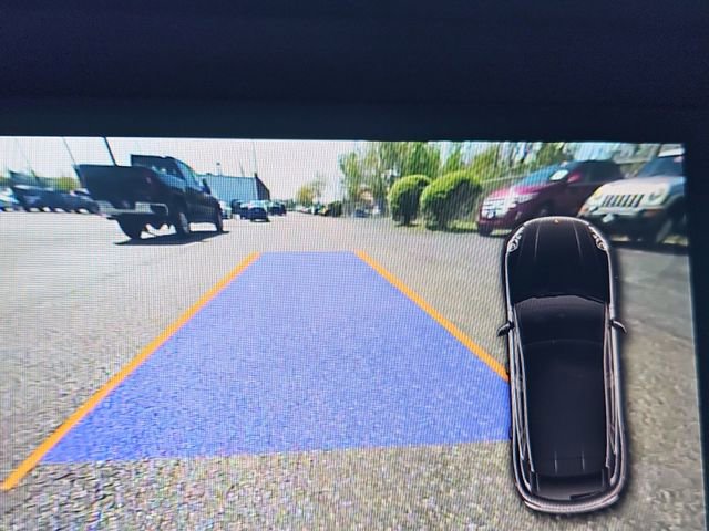 Used 2017 Porsche Macan Turbo AWD/4WD image 14