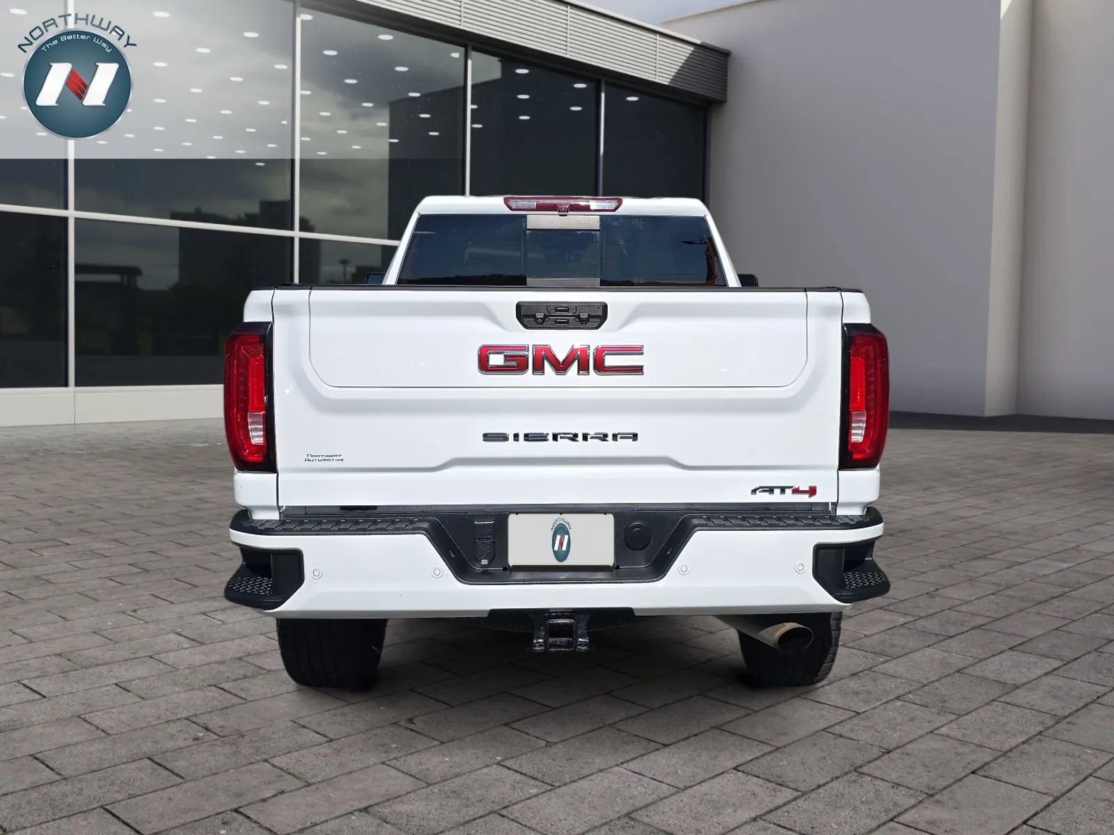 Used 2022 GMC Sierra 3500 AT4 w/ AT4 Preferred Package image 4