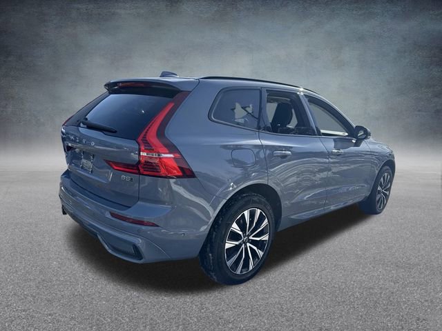 Used 2024 Volvo XC60 B5 Plus AWD/4WD image 11