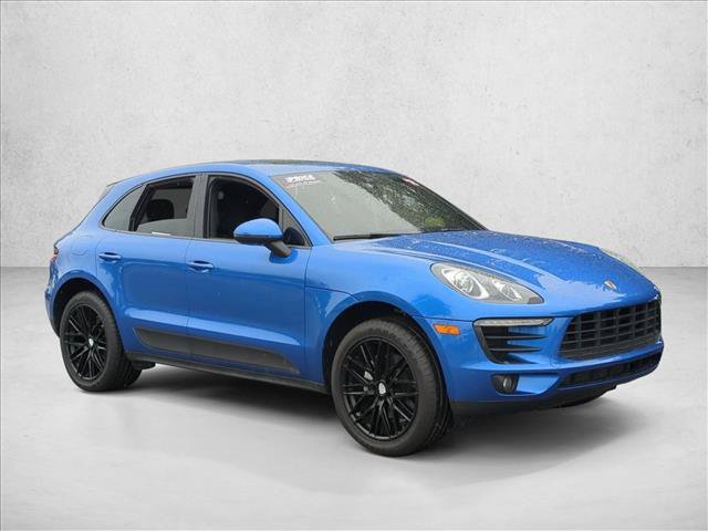 Used 2018 Porsche Macan AWD/4WD image 3