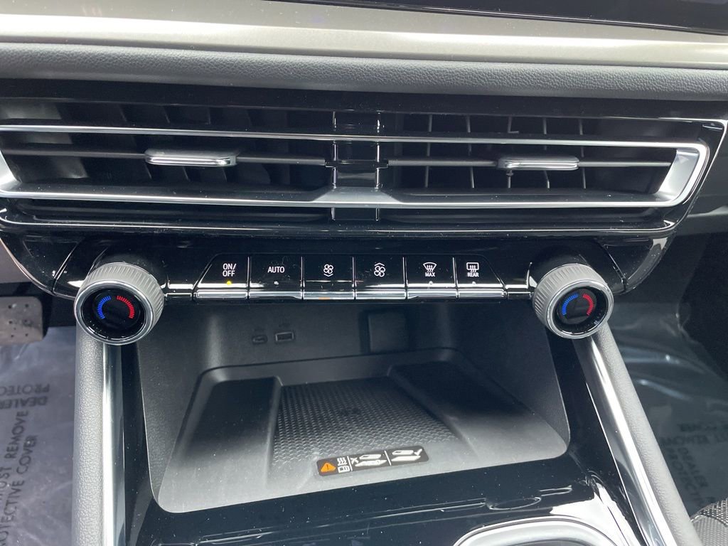 New 2026 Chevrolet Traverse LT w/ Driver Confidence Package image 19