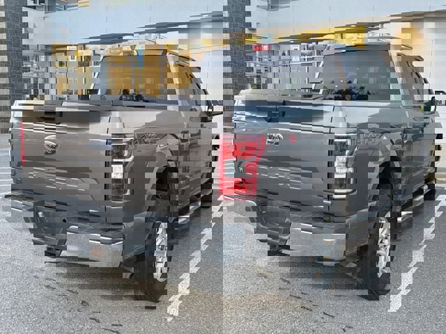 Used 2018 Ford F150 XLT image 4