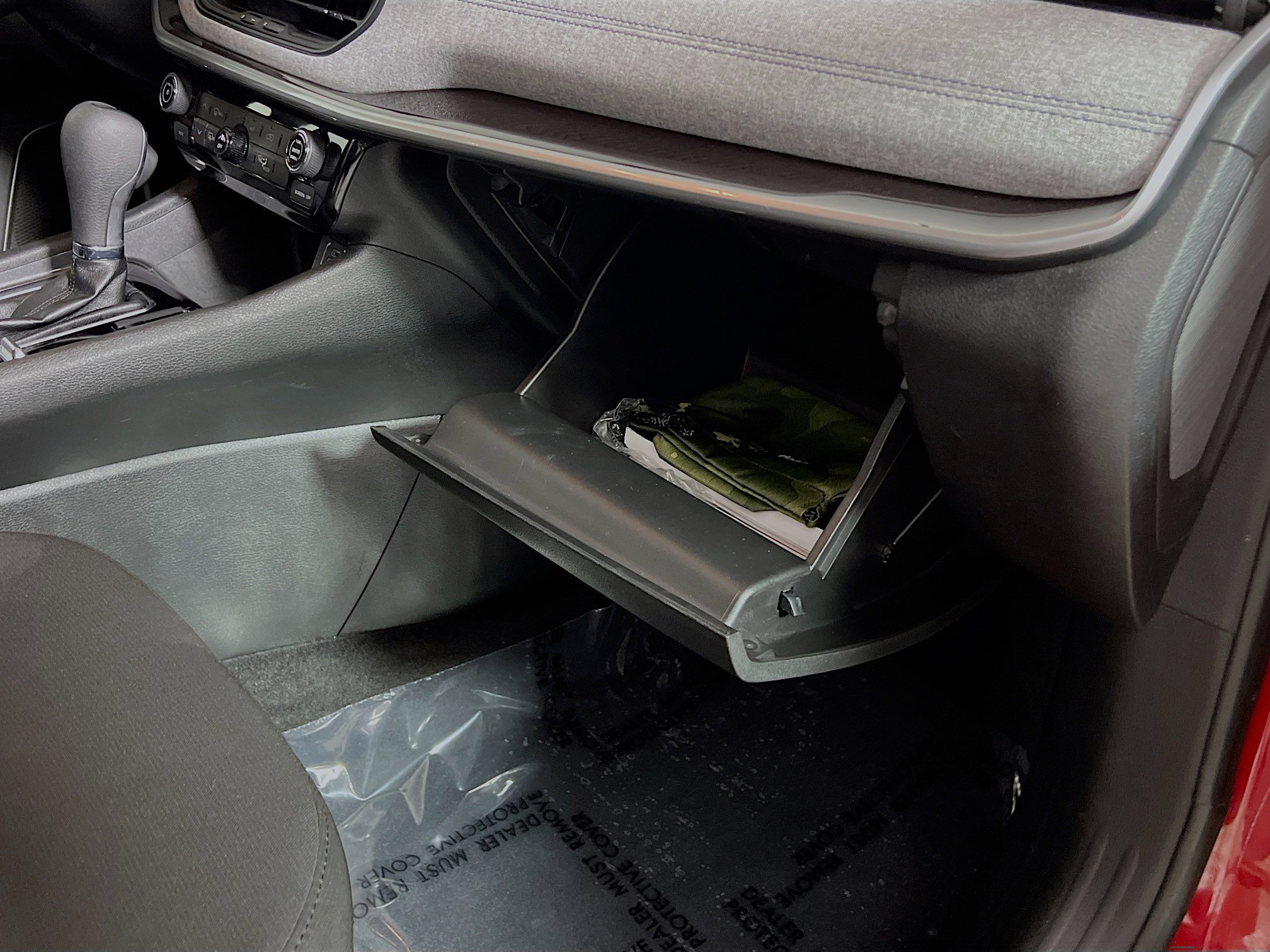 Used 2023 Jeep Compass Sport image 35