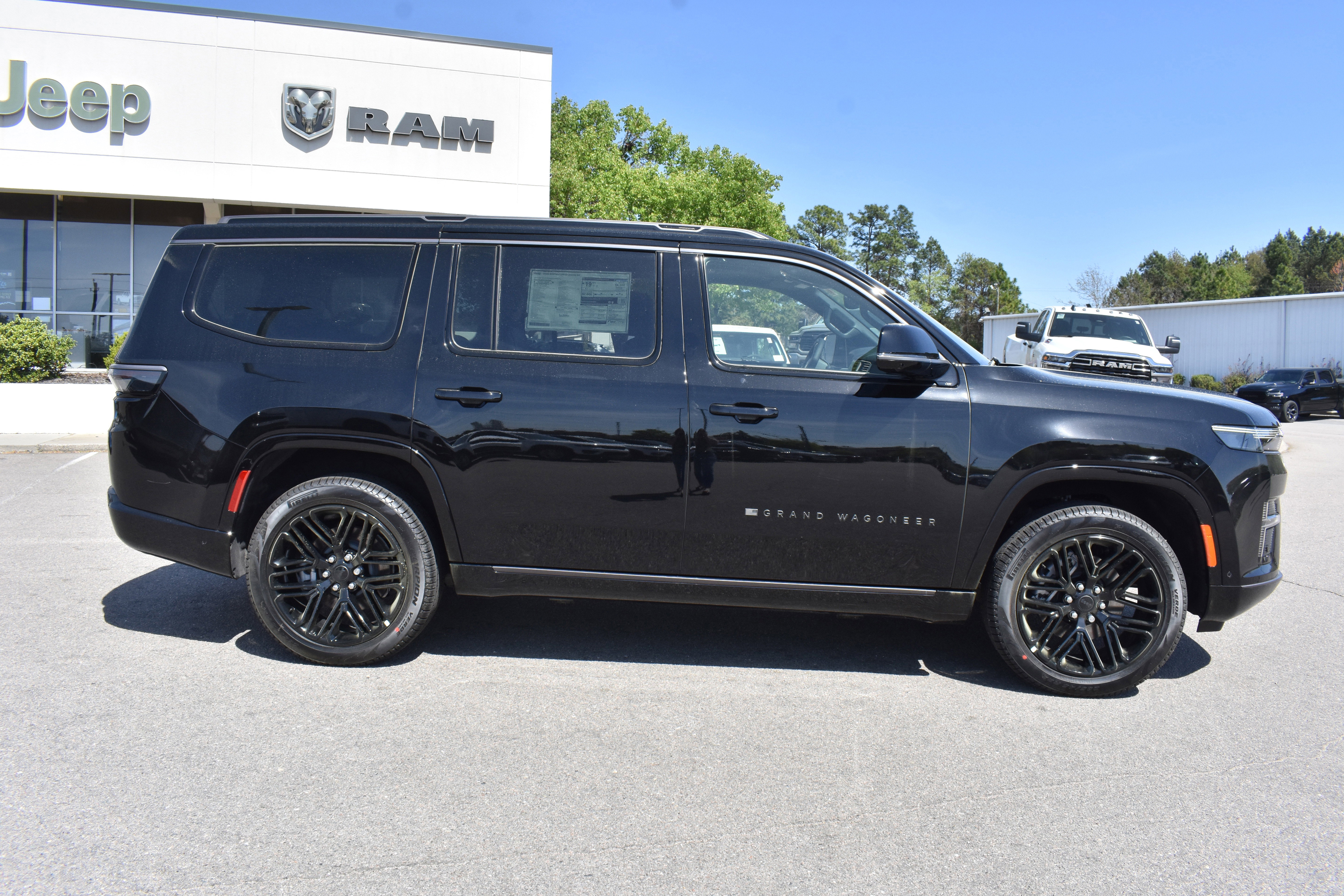 New 2026 Jeep Grand Wagoneer Limited image 10