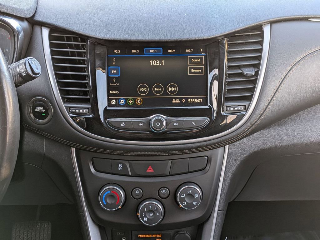 Used 2022 Chevrolet Trax LT w/ LT Convenience Package image 26
