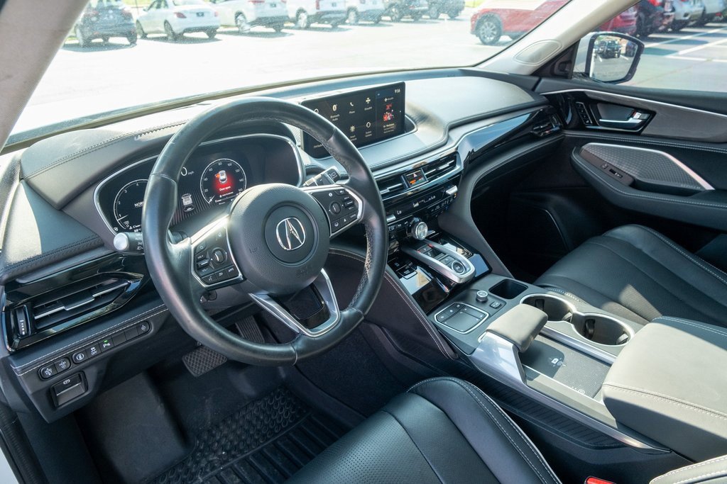 Used 2023 Acura MDX SH-AWD w/ Advance Package image 5