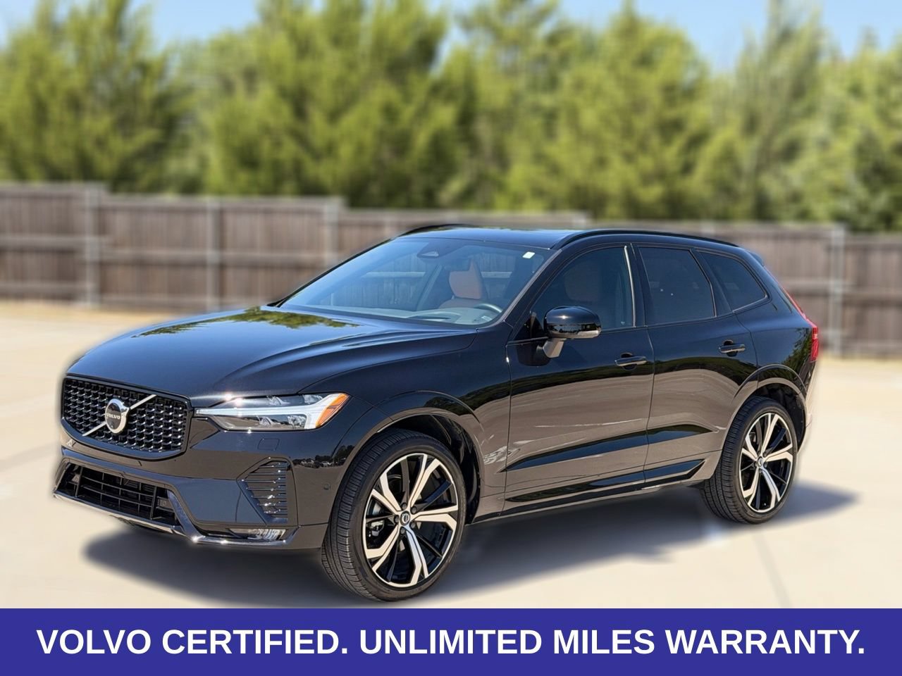 Certified 2025 Volvo XC60 B5 Ultra w/ Protection Package Premier AWD/4WD image 3