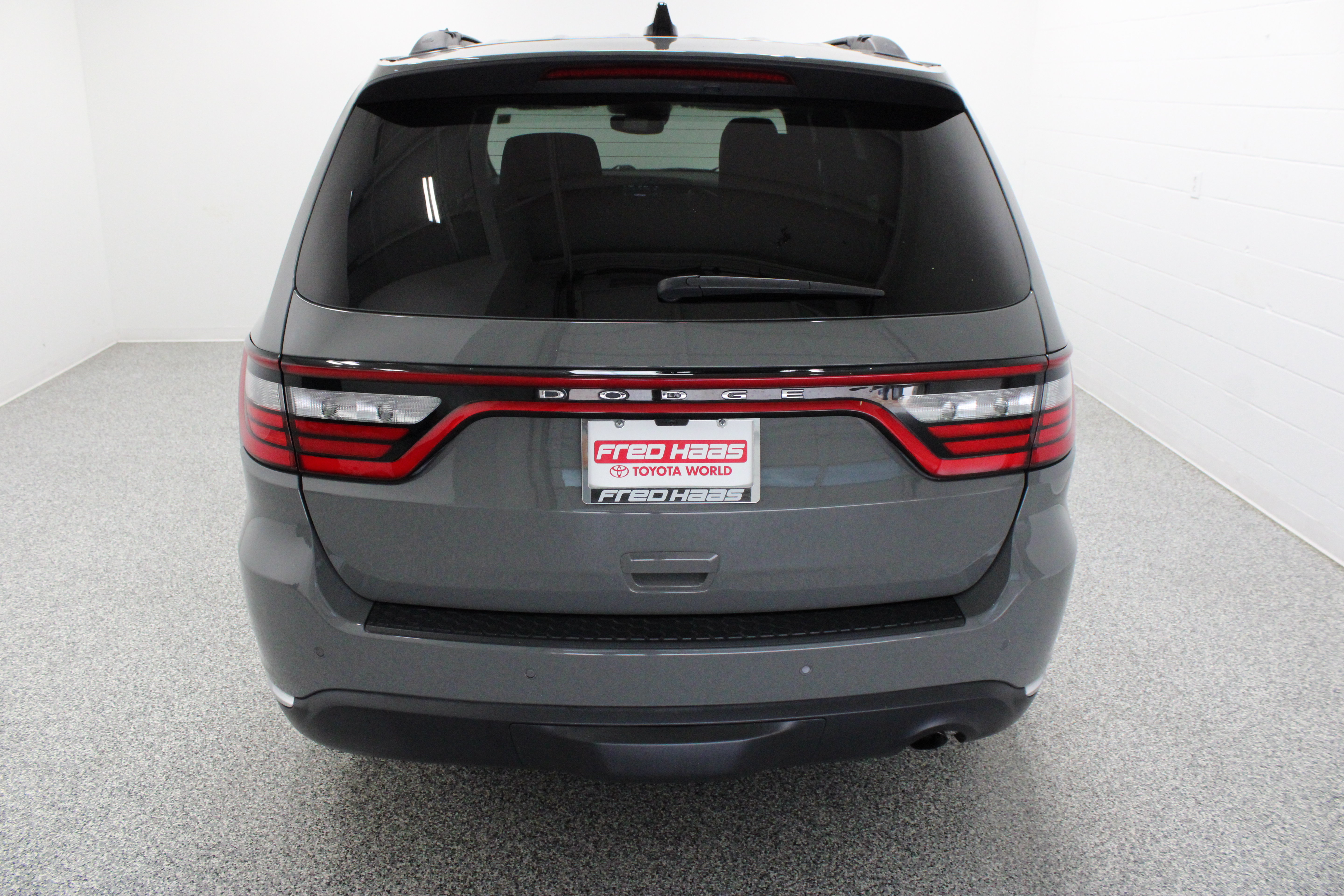 Used 2023 Dodge Durango SXT Launch Edition RWD image 8