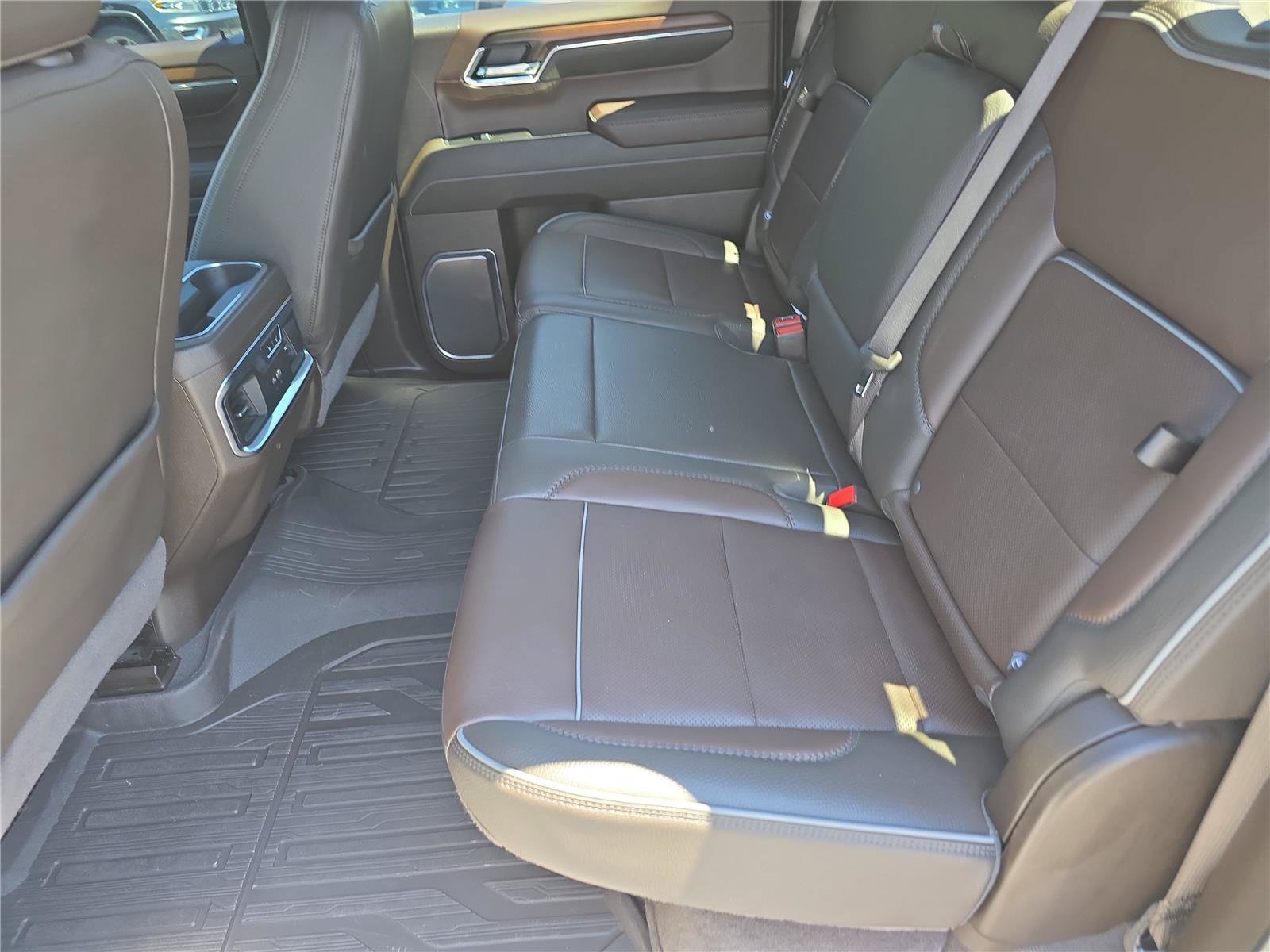 Used 2024 GMC Sierra 1500 Denali AWD/4WD image 15