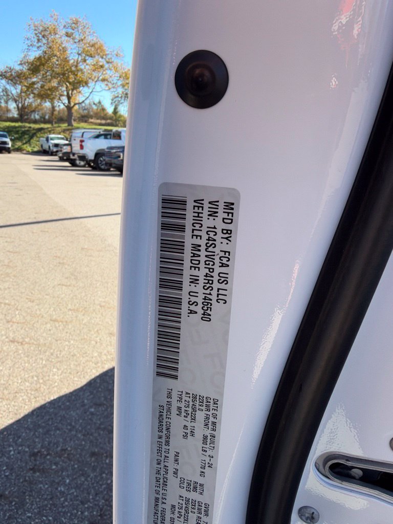 Used 2024 Jeep Grand Wagoneer Series III w/ Rear Seat Video Group 1 AWD/4WD image 68