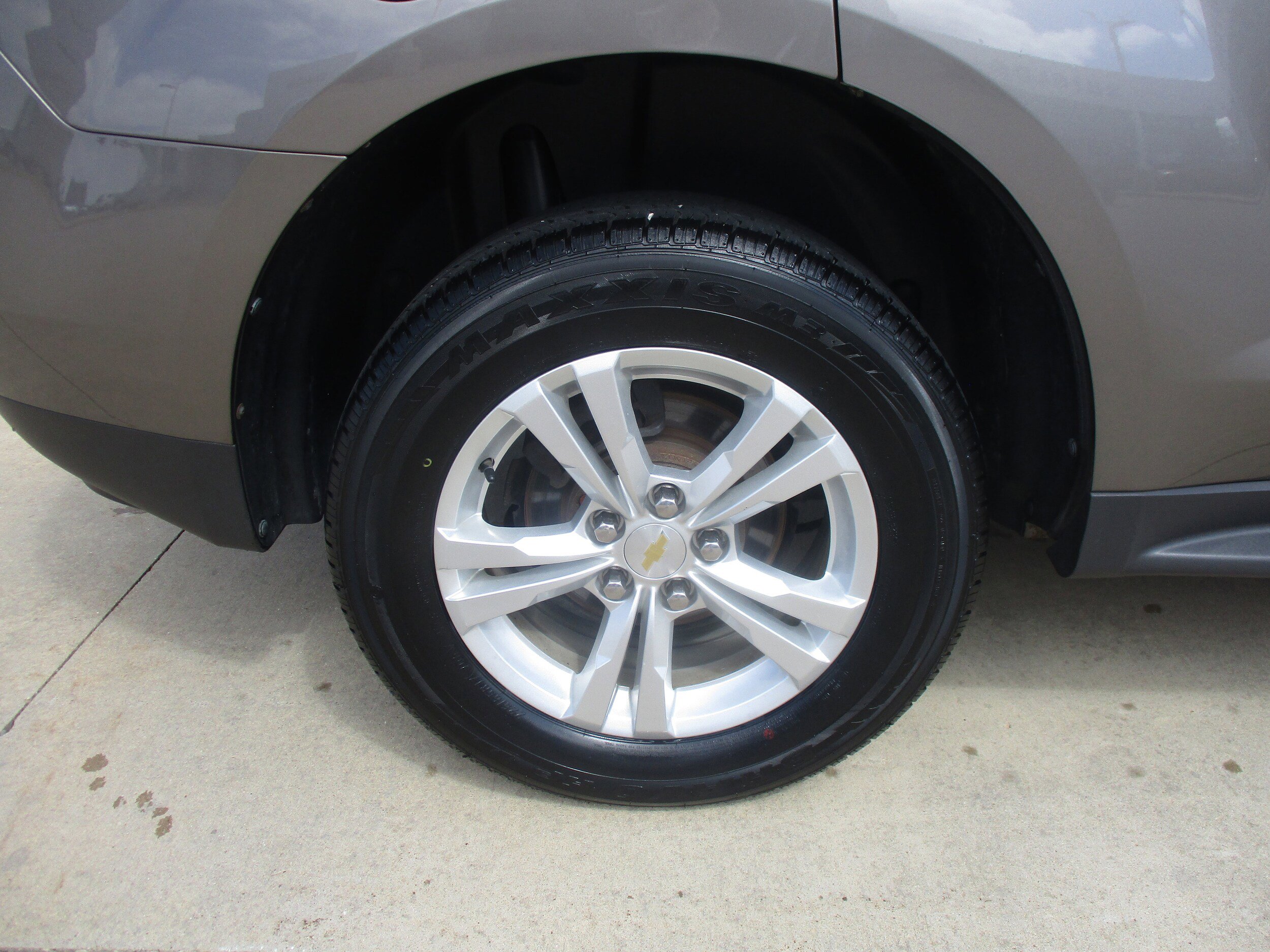 Used 2012 Chevrolet Equinox LT FWD image 10