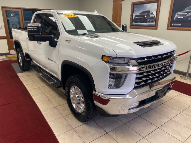 Used 2022 Chevrolet Silverado 2500 LTZ w/ Safety Package AWD/4WD image 4