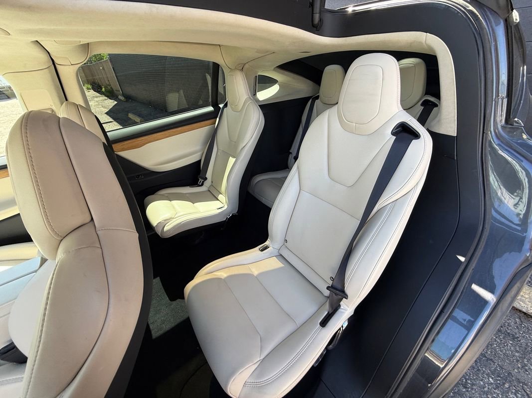 Used 2019 Tesla Model X Long Range AWD/4WD image 5