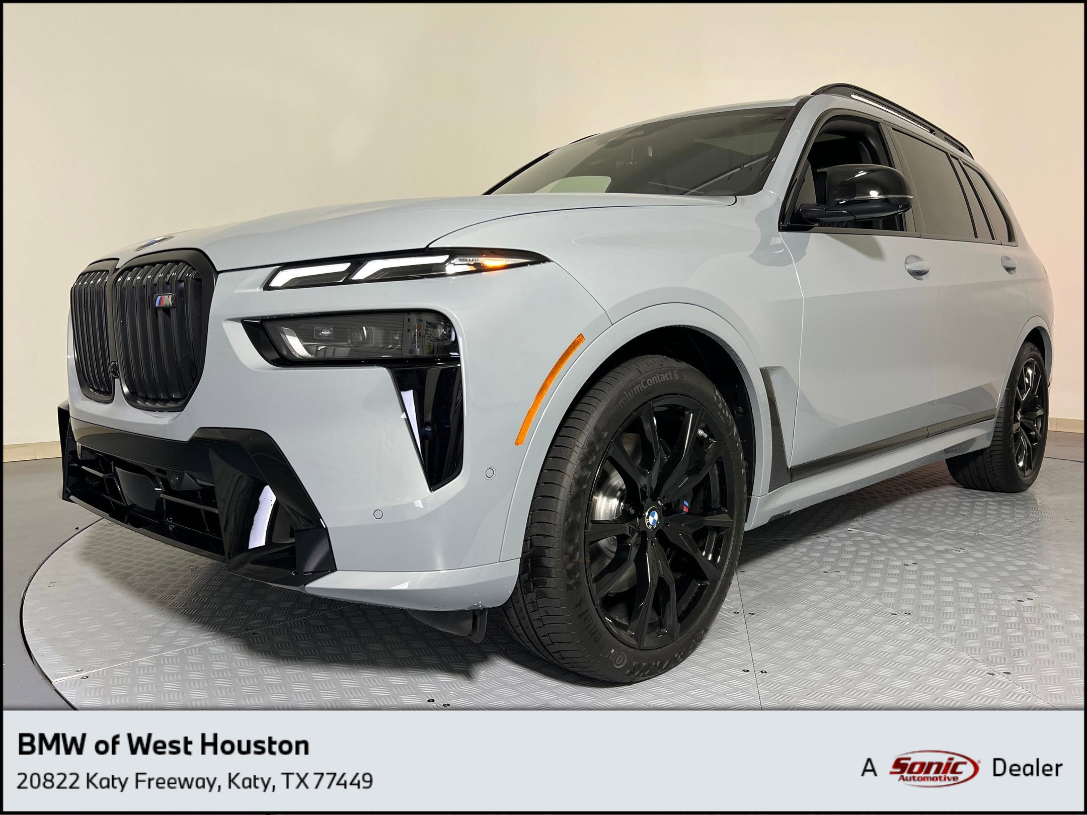 New 2026 BMW X7 M60i image 1